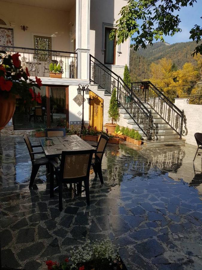 Borjomi Classic Hotel Exterior foto